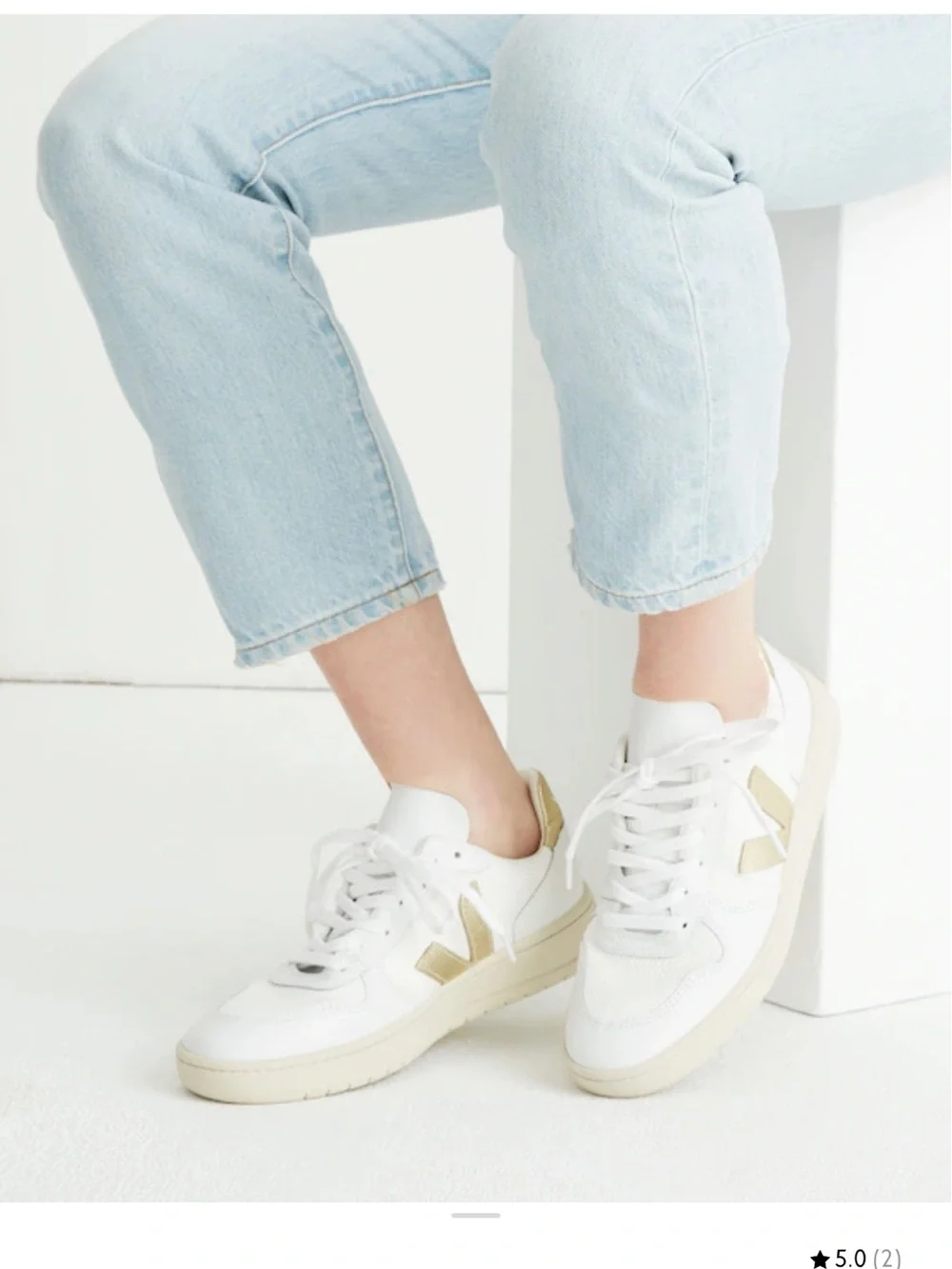 Veja founded paris